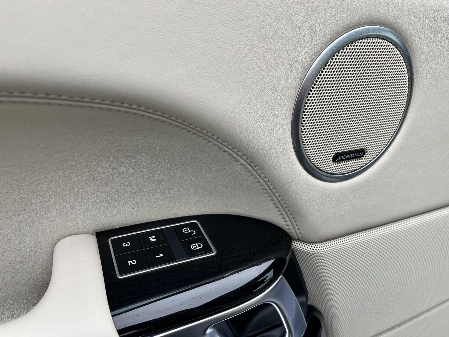 Used Land Rover Range Rover 2014 for sale - 77557353: Photo 37