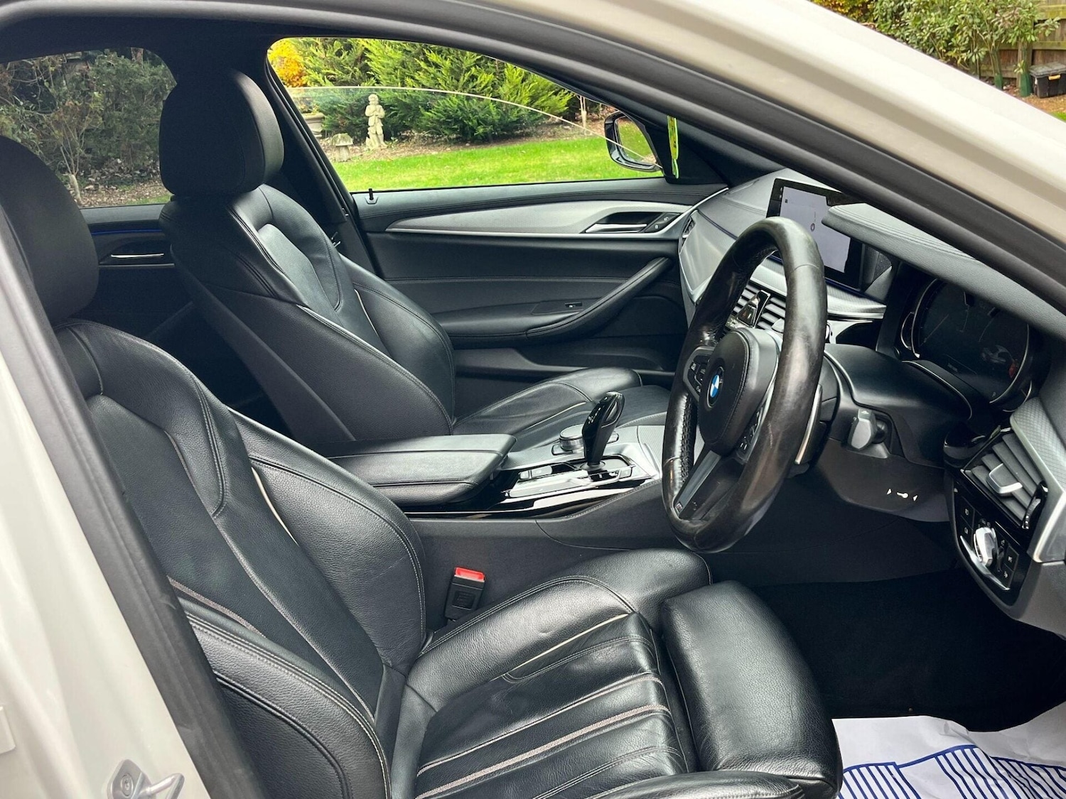 Used BMW 5 Series 2017 for sale - 76776464: Photo 2