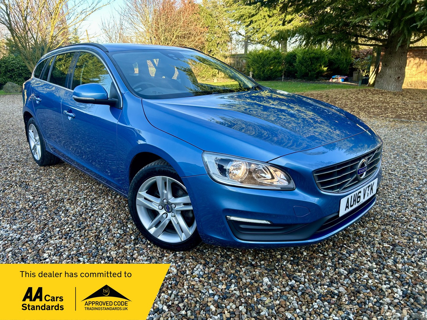 Used Volvo V60 2016 for sale - 76656078: Photo 1
