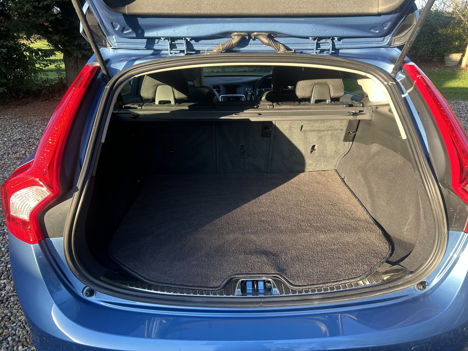 Used Volvo V60 2016 for sale - 76656078: Photo 10