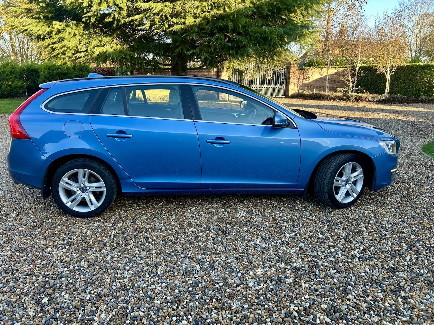 Used Volvo V60 2016 for sale - 76656078: Photo 12
