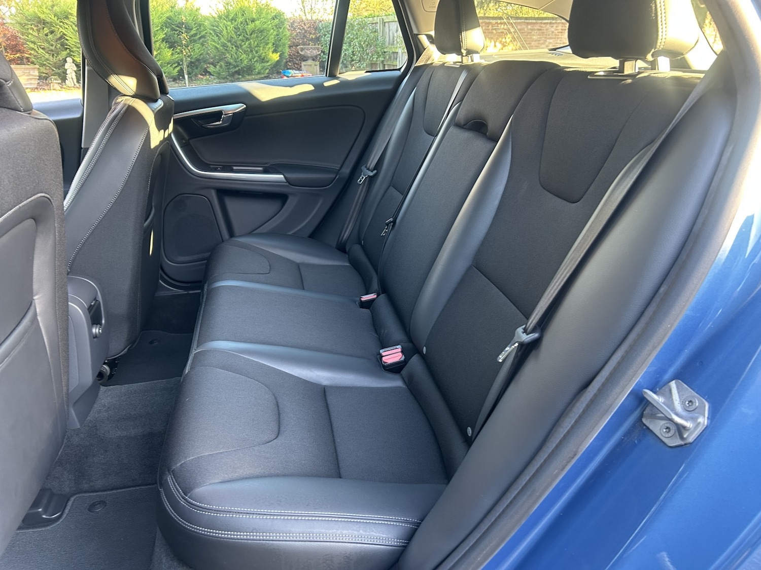 Used Volvo V60 2016 for sale - 76656078: Photo 14