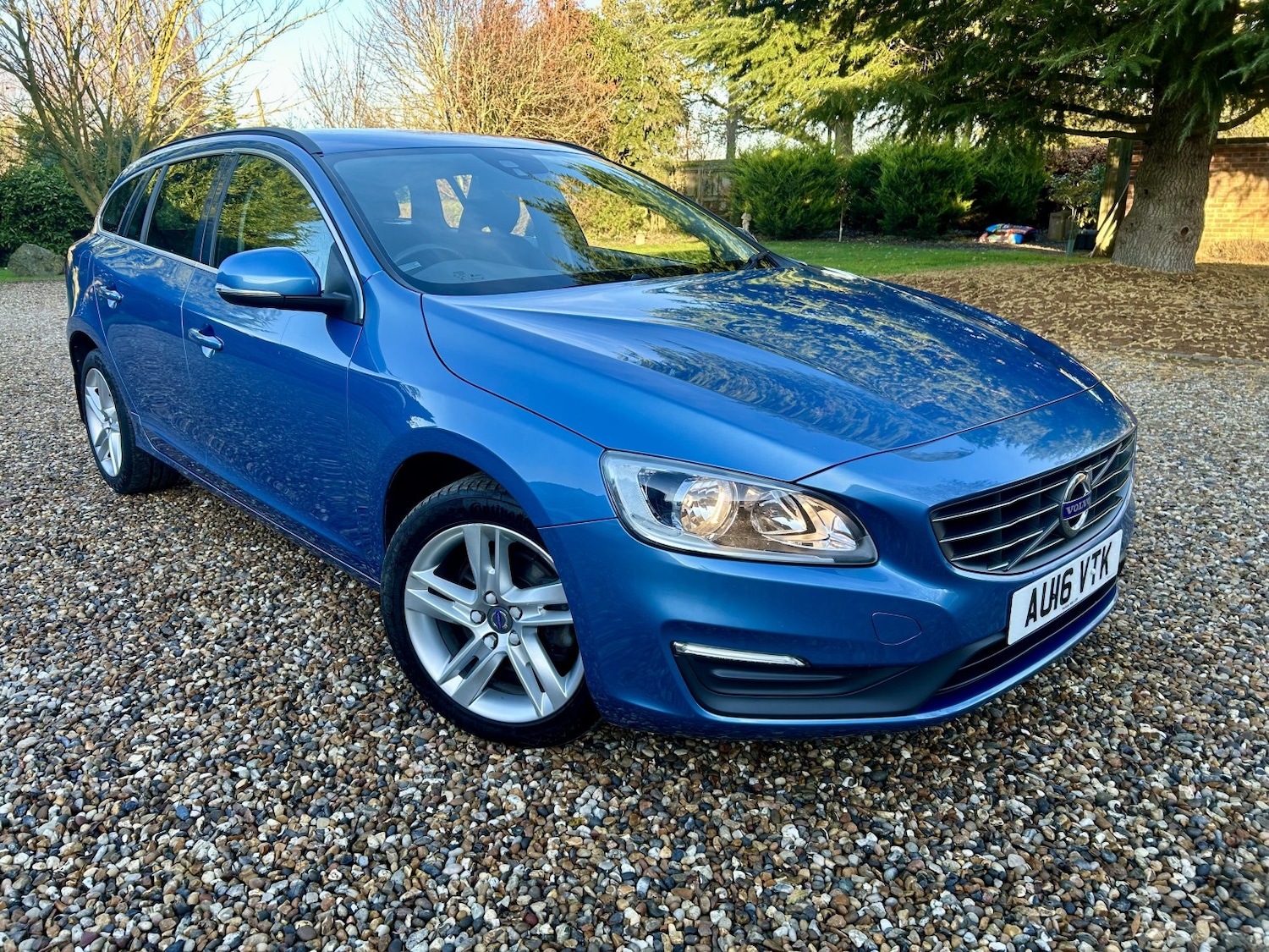 Used Volvo V60 2016 for sale - 76656078: Photo 28