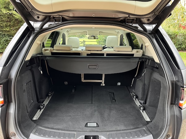 Used Land Rover Discovery Sport 2015 for sale - 76225315: Photo 20