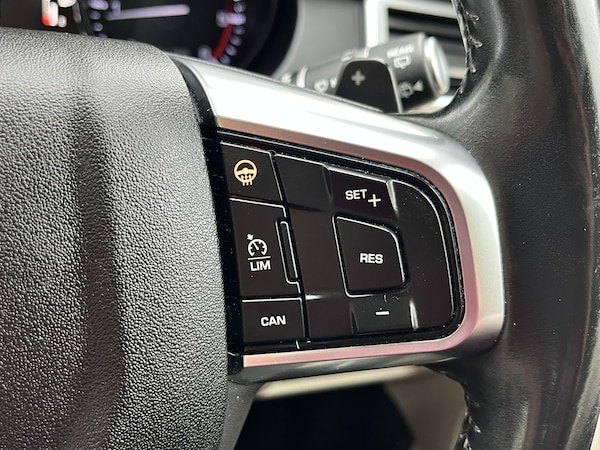 Used Land Rover Discovery Sport 2015 for sale - 76225315: Photo 27