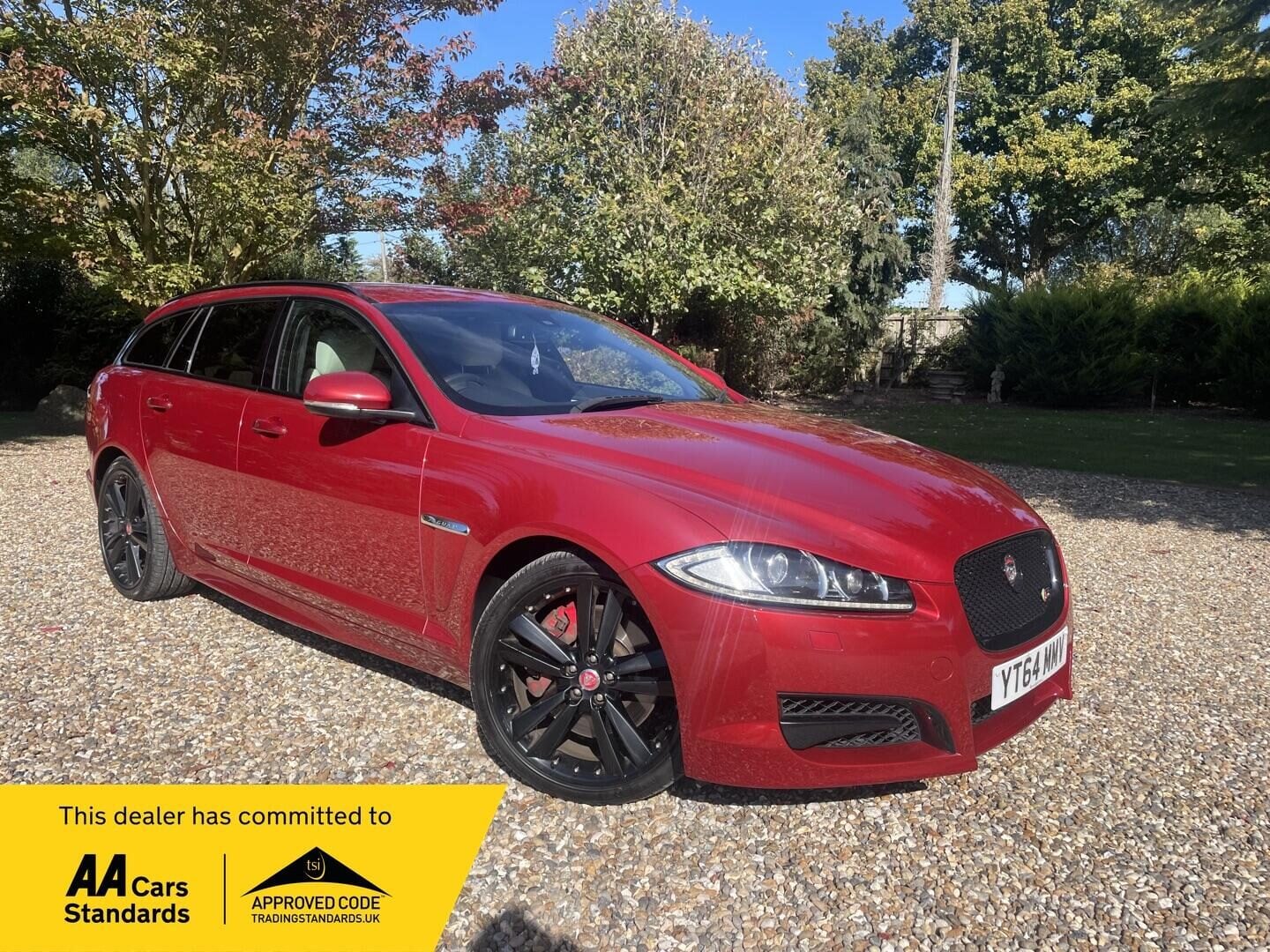 Used Jaguar XF 2014 for sale - 76776452: Photo 1