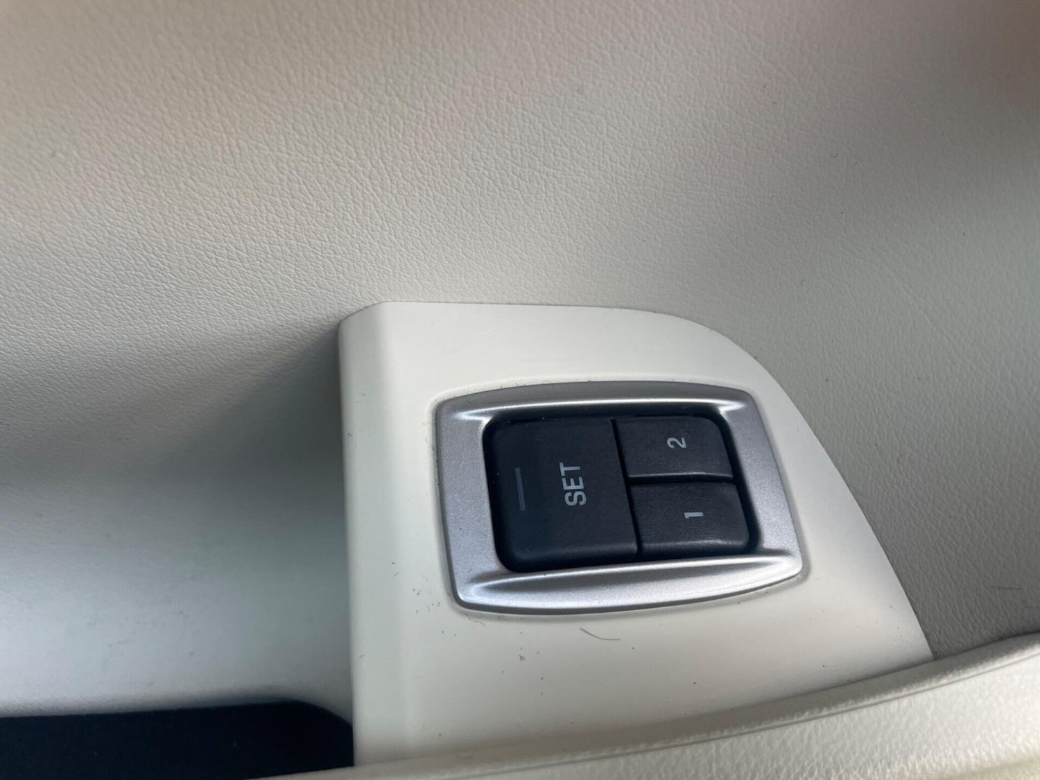 Used Jaguar XF 2014 for sale - 76776452: Photo 29