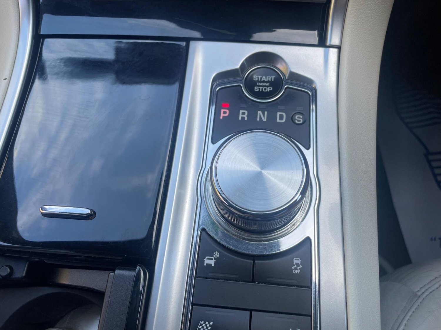 Used Jaguar XF 2014 for sale - 76776452: Photo 35