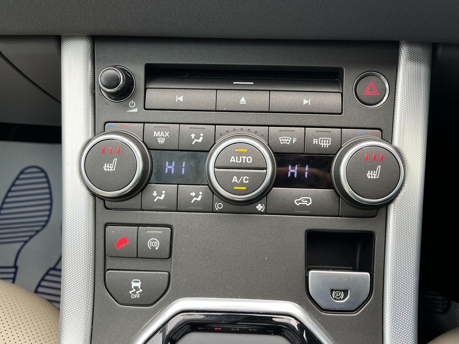 Used Land Rover Range Rover Evoque 2015 for sale - 76958633: Photo 14