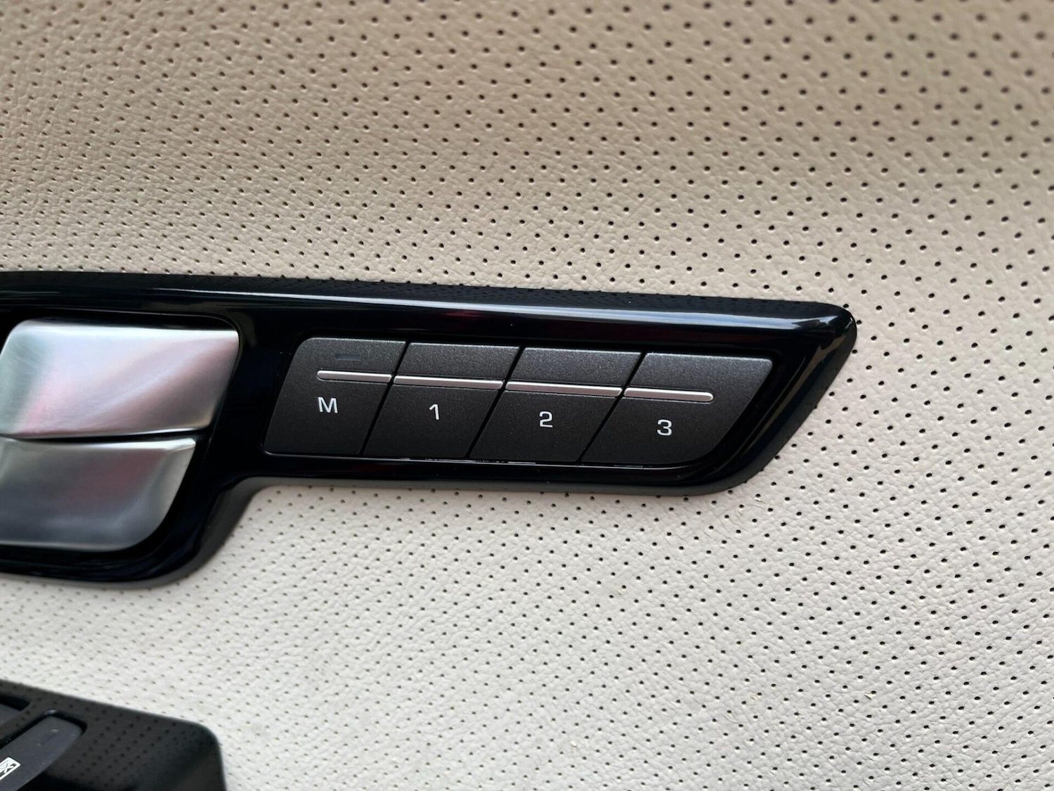 Used Land Rover Range Rover Evoque 2015 for sale - 76958633: Photo 21