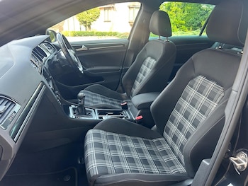 Used Volkswagen Golf 2016 for sale - 75475488: Photo
