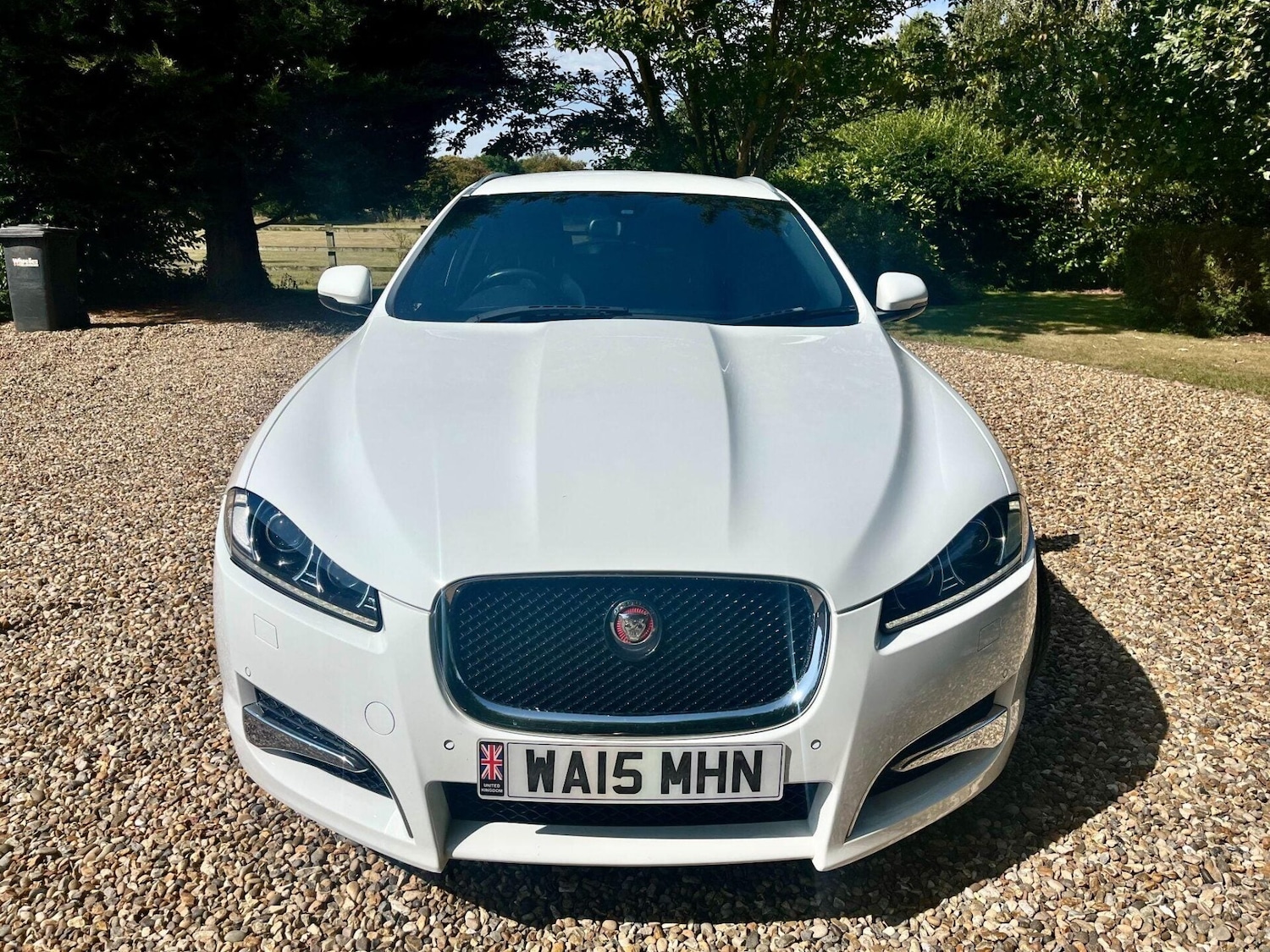 Used Jaguar XF 2015 for sale - 76776447: Photo 3