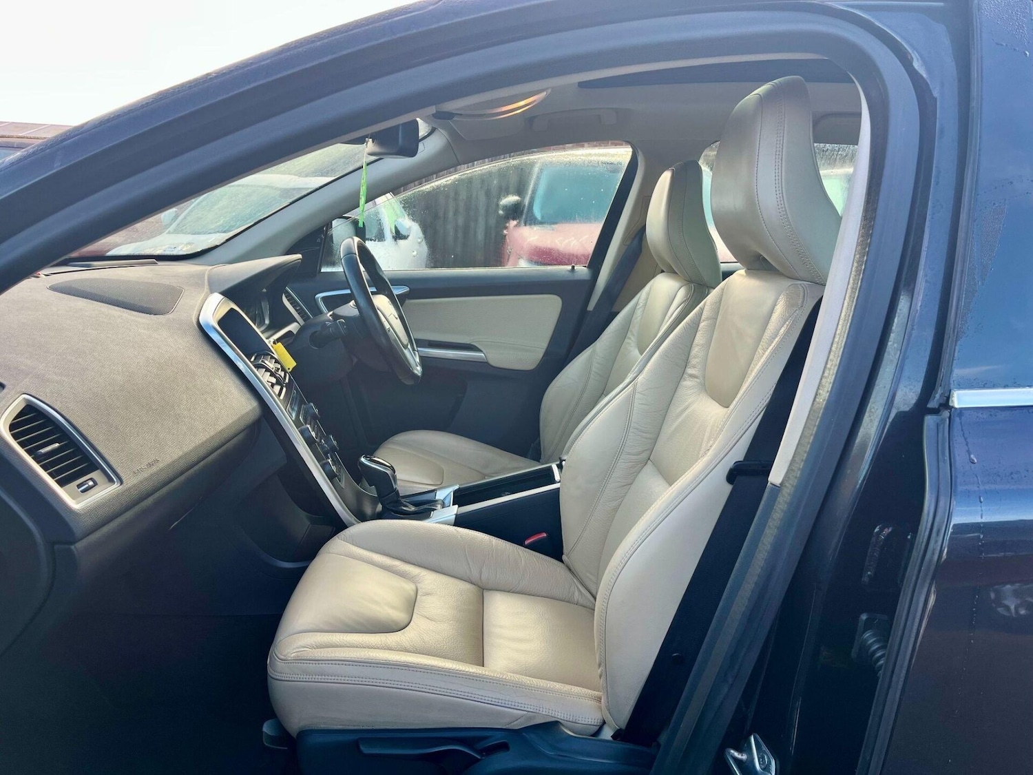 Used Volvo XC60 2013 for sale - 76958632: Photo 31