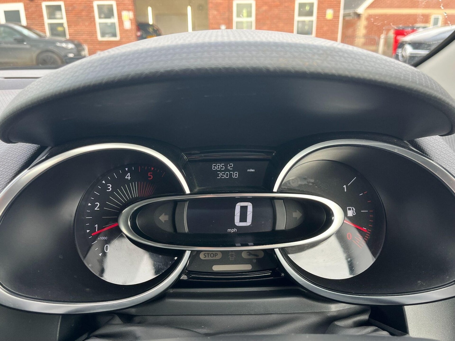 Used Renault Clio 2016 for sale - 77533834: Photo 15