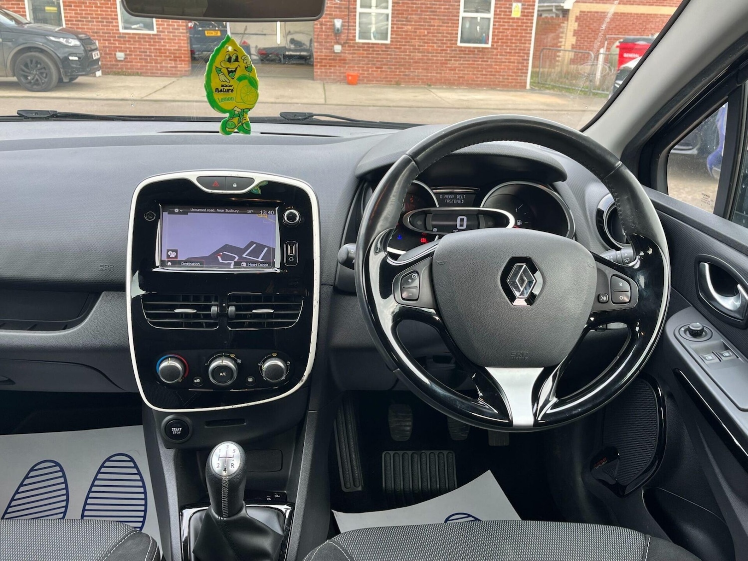 Used Renault Clio 2016 for sale - 77533834: Photo 4