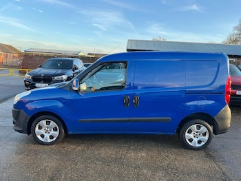 Used Fiat Doblo 2010 for sale - 77226199: Photo