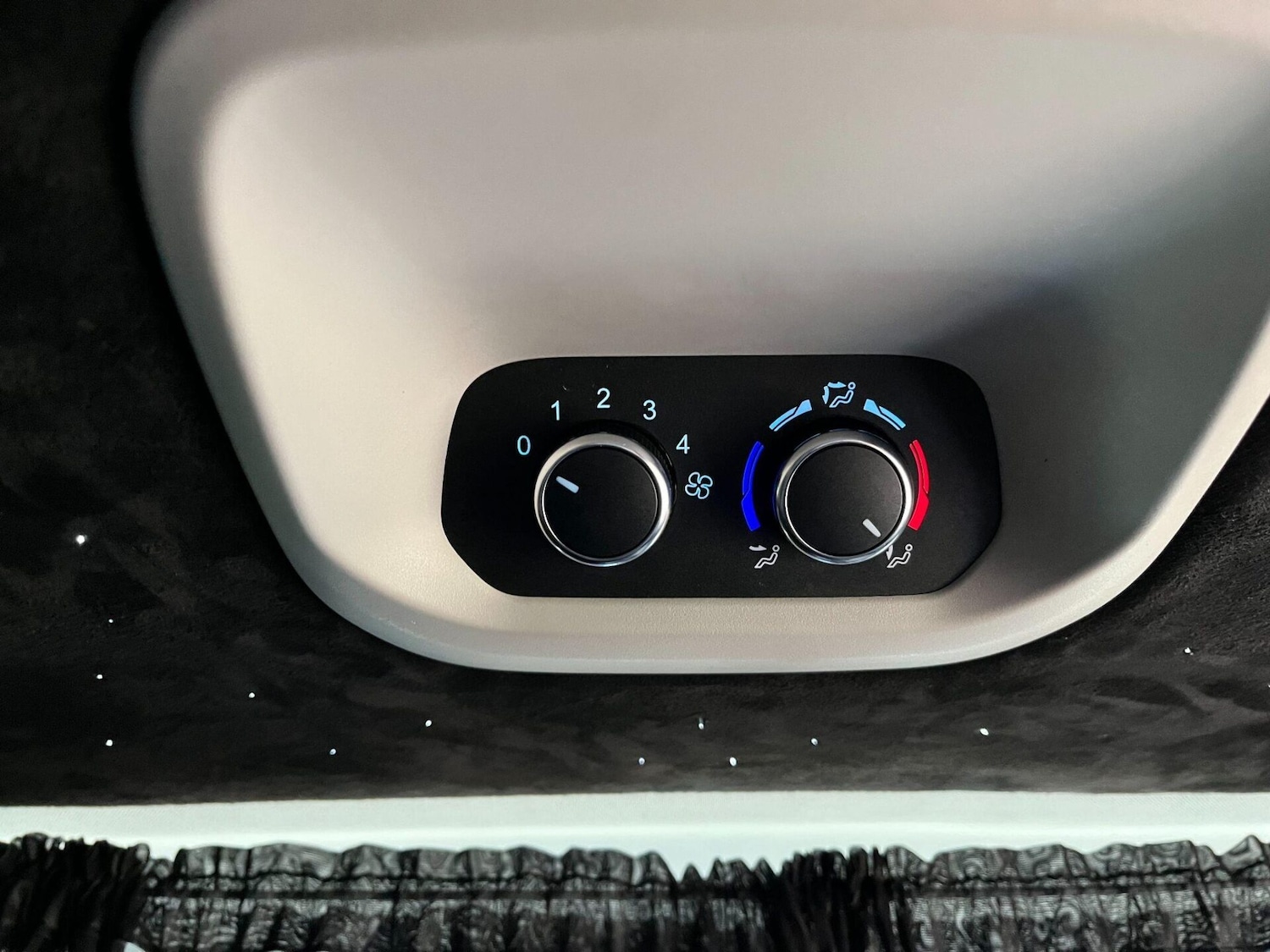 Used Ford Tourneo Custom 2019 for sale - 76922798: Photo 18