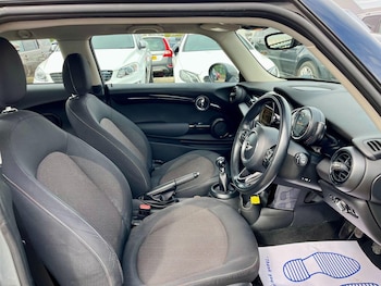 Used MINI Hatch 2017 for sale - 78040374: Photo