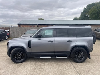 Used Land Rover Defender 2023 for sale - 79240321: Photo