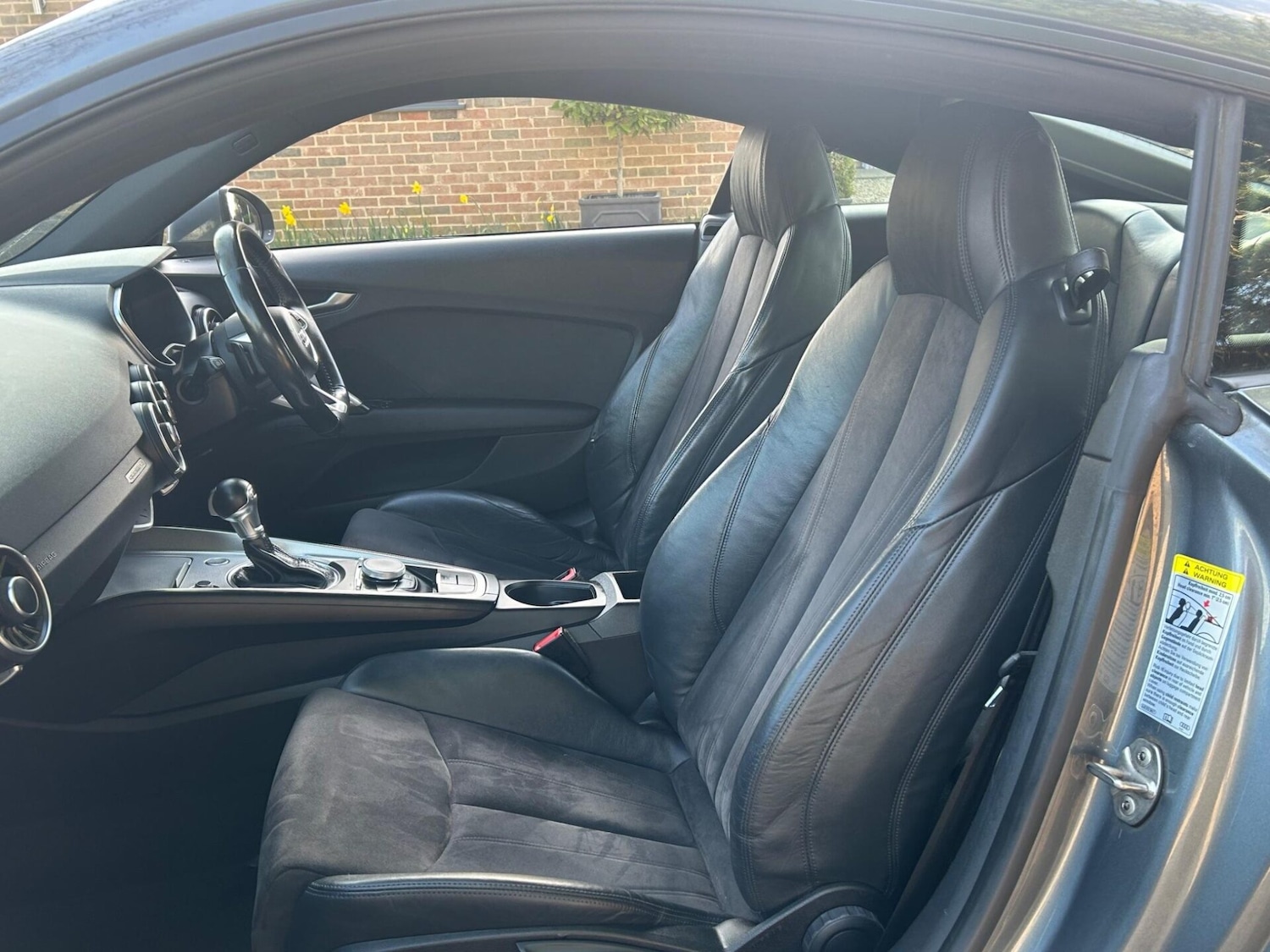 Used Audi TT 2015 for sale - 76776425: Photo 15