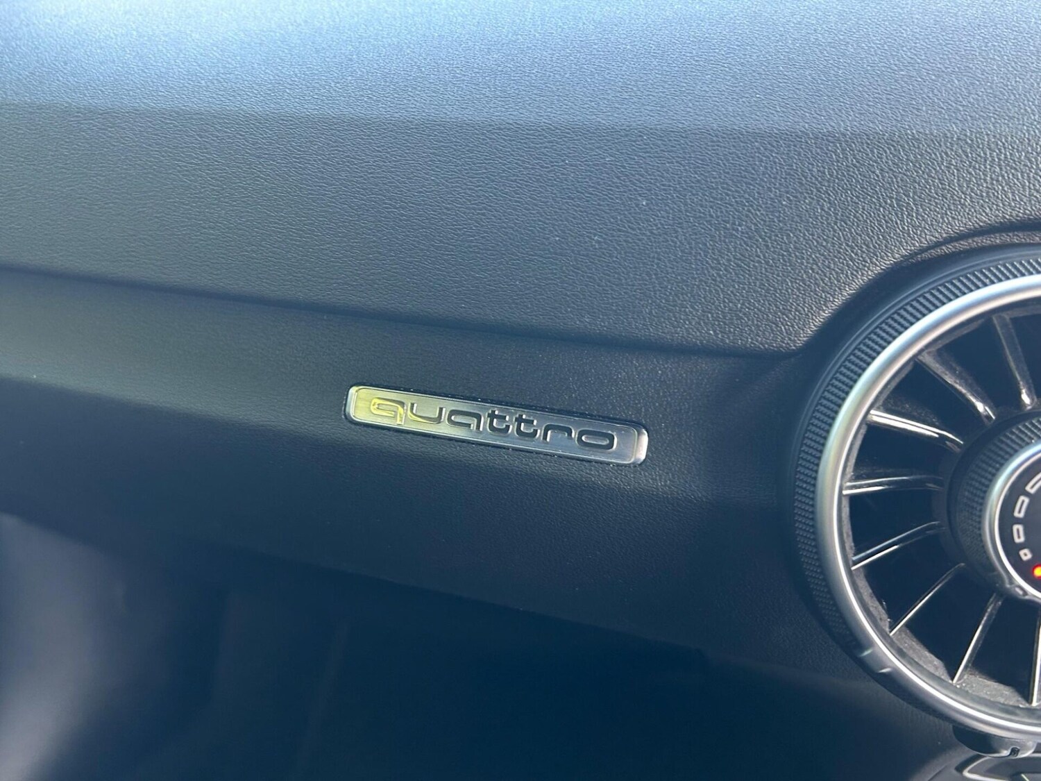 Used Audi TT 2015 for sale - 76776425: Photo 24