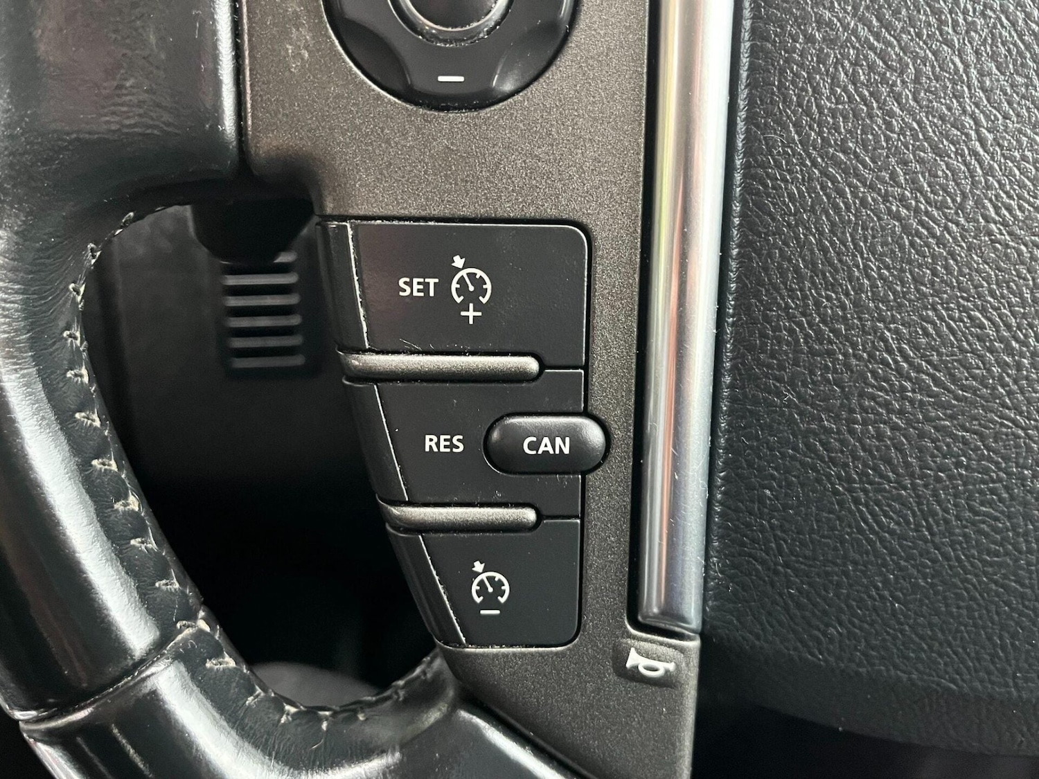 Used Land Rover Discovery 2014 for sale - 77199309: Photo 21