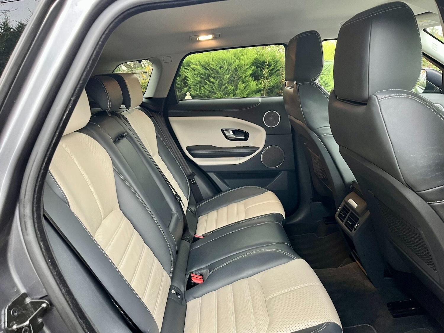 Used Land Rover Range Rover Evoque 2016 for sale - 76776445: Photo 4