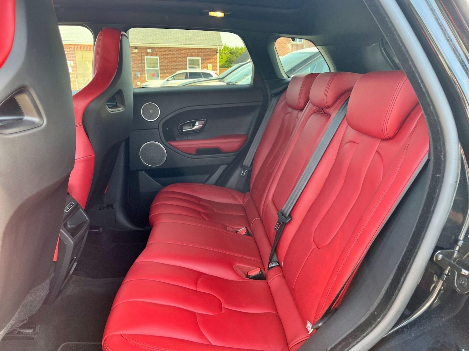 Used Land Rover Range Rover Evoque 2015 for sale - 78143793: Photo 32