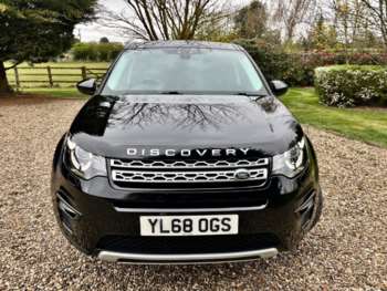 Used Land Rover Discovery Sport 2018 for sale - 74308198: Photo