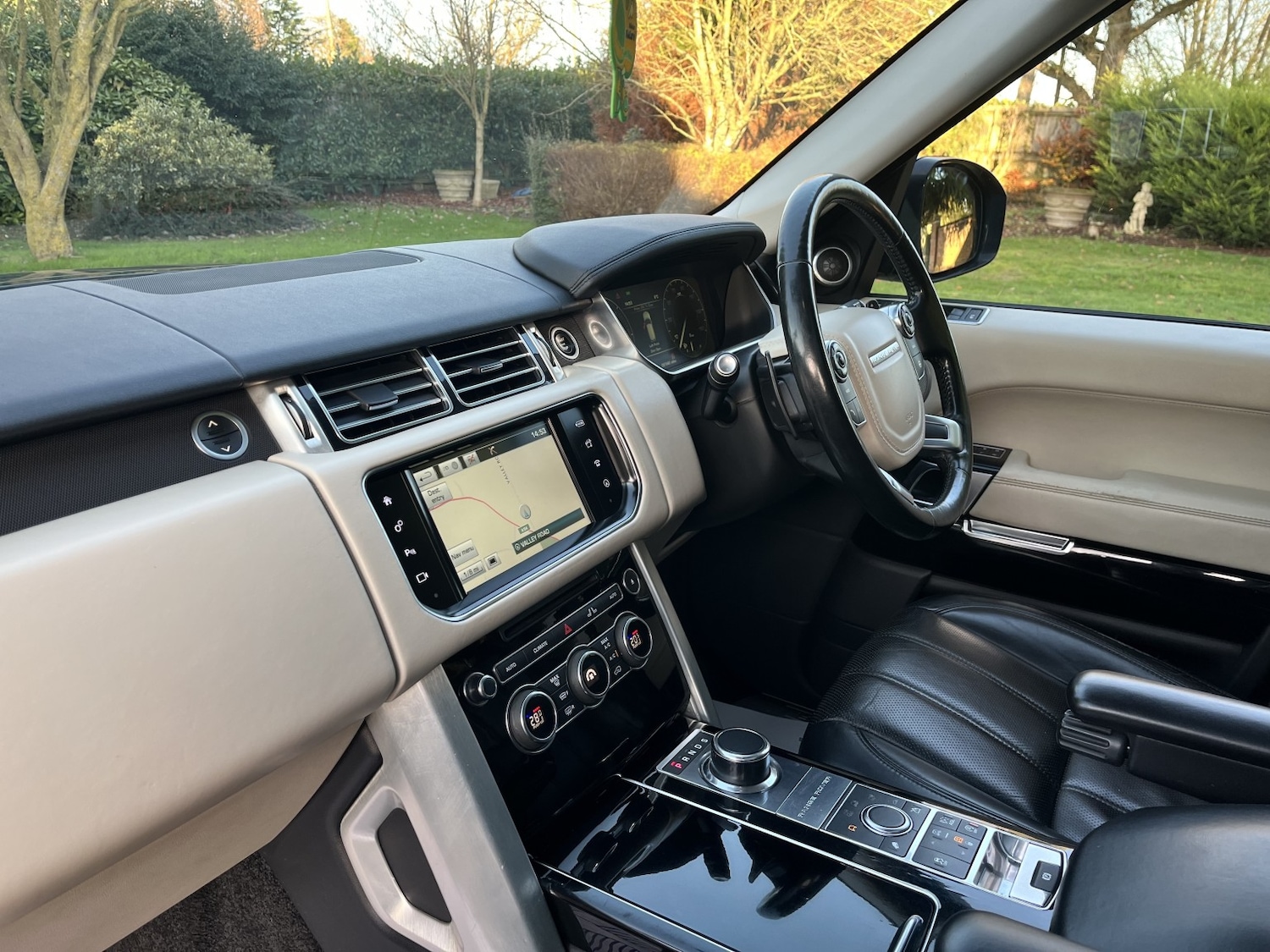 Used Land Rover Range Rover 2016 for sale - 76699292: Photo 26