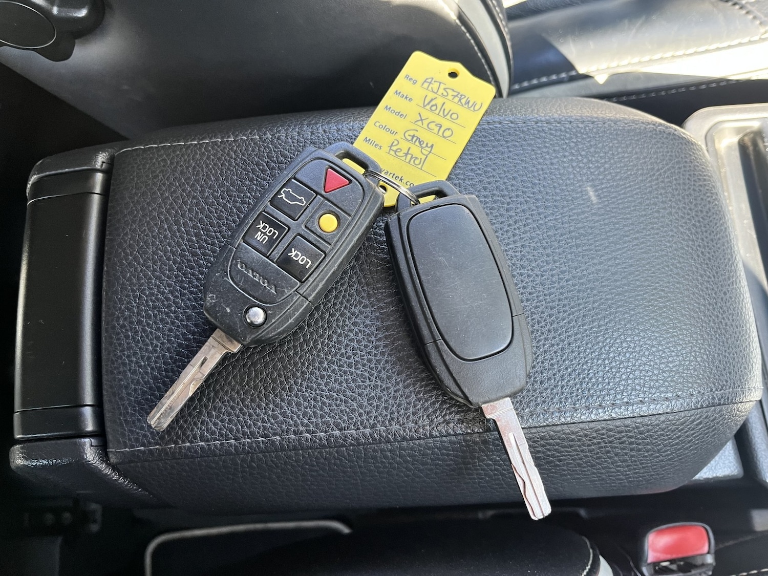 Used Volvo XC90 2007 for sale - 75836290: Photo 23