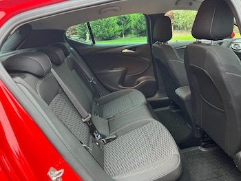 Used Vauxhall Astra 2019 for sale - 77032857: Photo