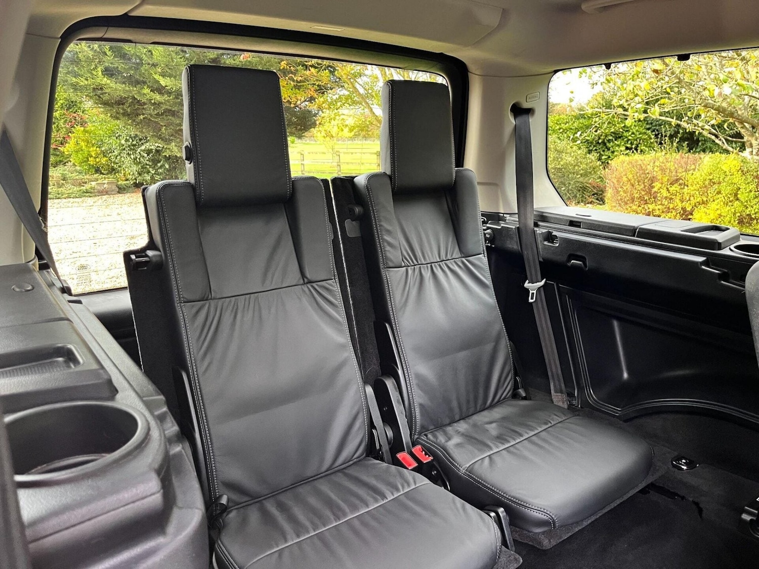 Used Land Rover Discovery 2012 for sale - 76776418: Photo 6