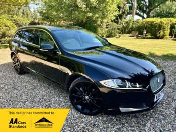 2013 - 3.0 d V6 Premium Luxury 5-Door
