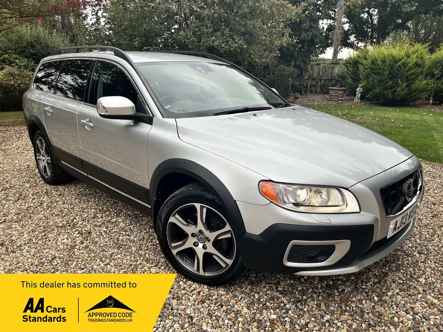 Used Volvo XC70 2013 for sale - 76030773: Photo 1