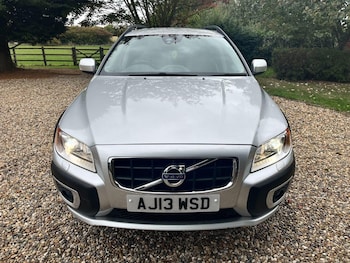 Used Volvo XC70 2013 for sale - 76030773: Photo 3