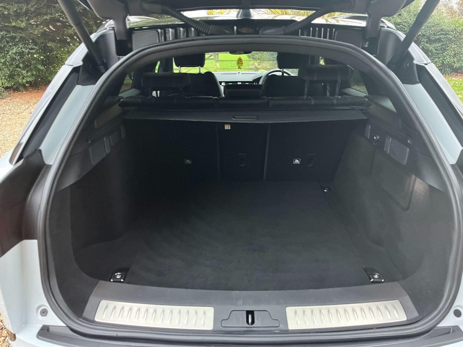 Used Land Rover Range Rover Velar 2019 for sale - 76776444: Photo 15