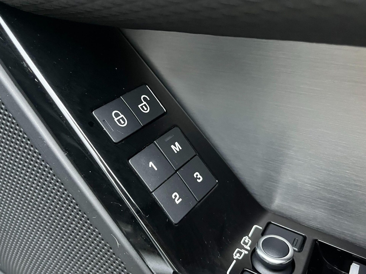 Used Land Rover Range Rover Velar 2019 for sale - 76776444: Photo 21