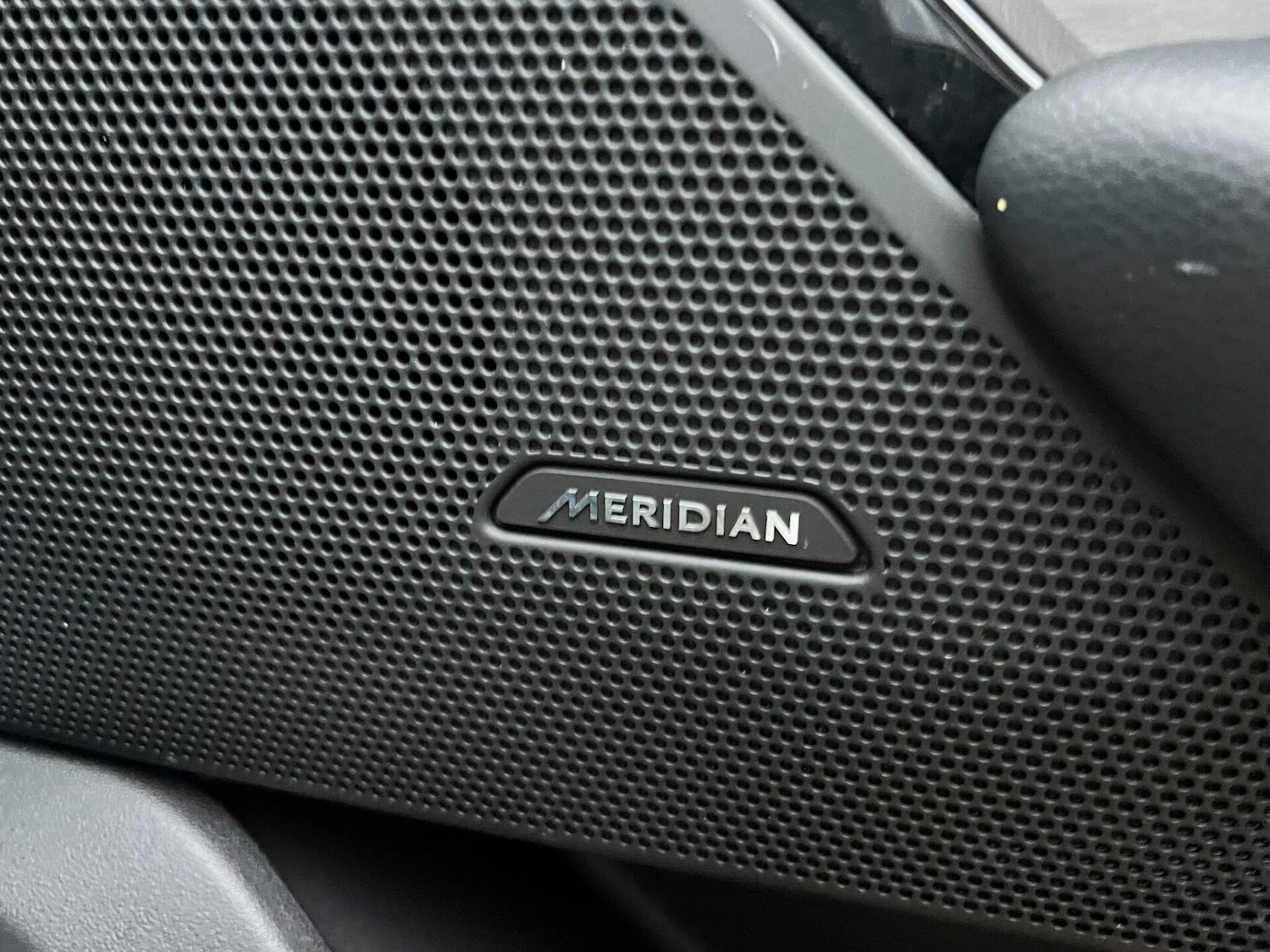 Used Land Rover Range Rover Velar 2019 for sale - 76776444: Photo 32