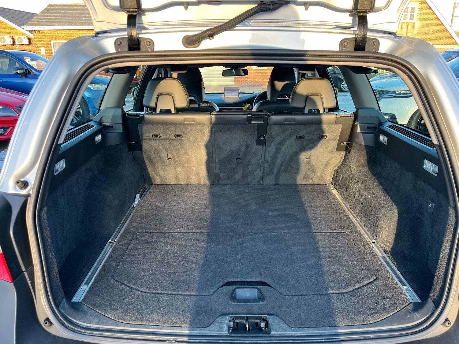 Used Volvo XC70 2011 for sale - 77032856: Photo 12