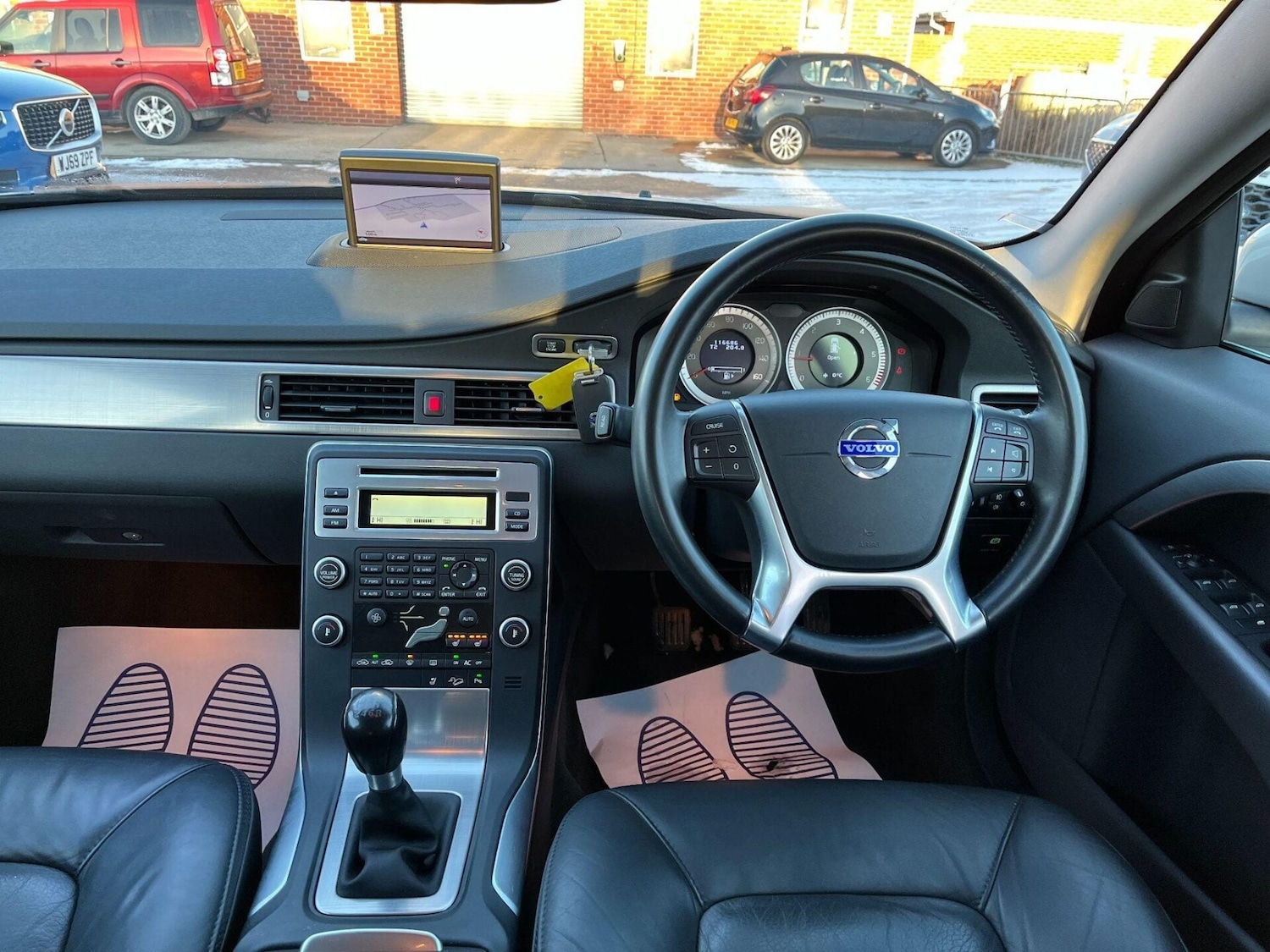 Used Volvo XC70 2011 for sale - 77032856: Photo 5