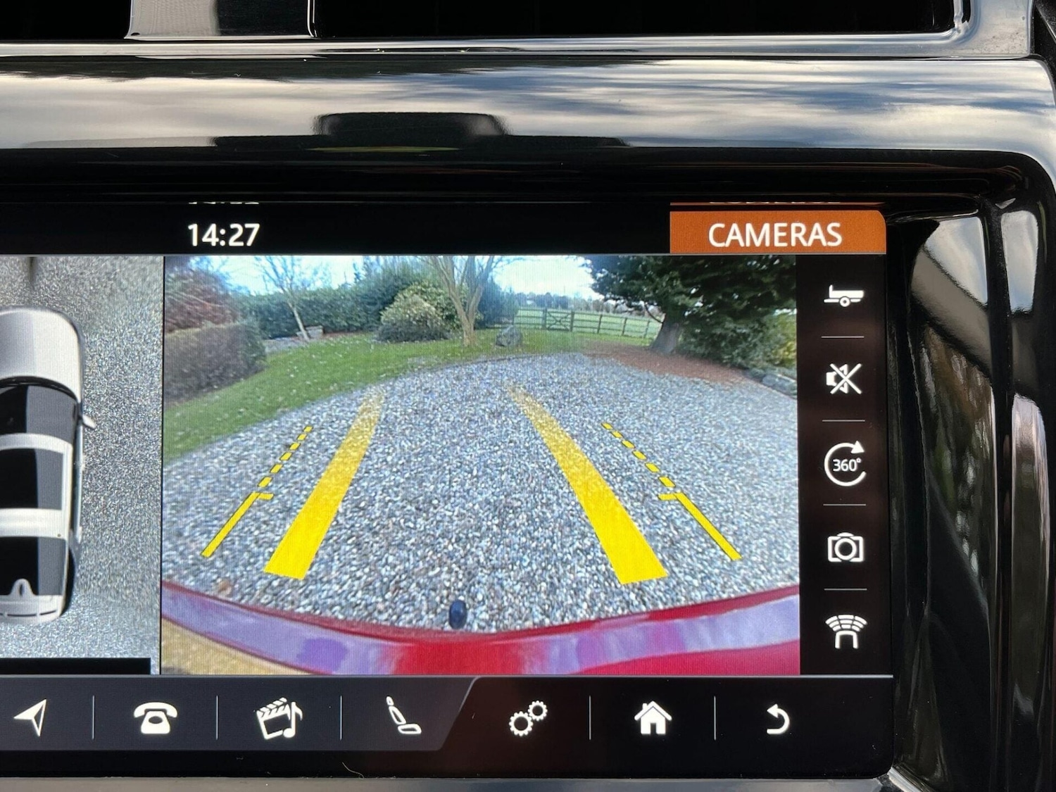 Used Land Rover Discovery 2017 for sale - 76776410: Photo 10