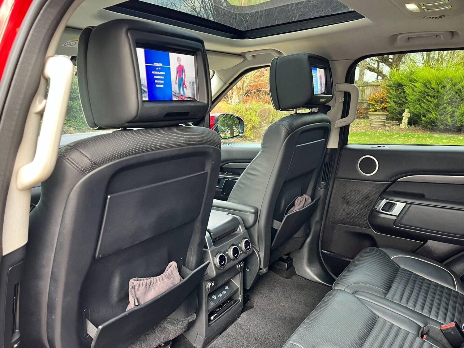 Used Land Rover Discovery 2017 for sale - 76776410: Photo 13