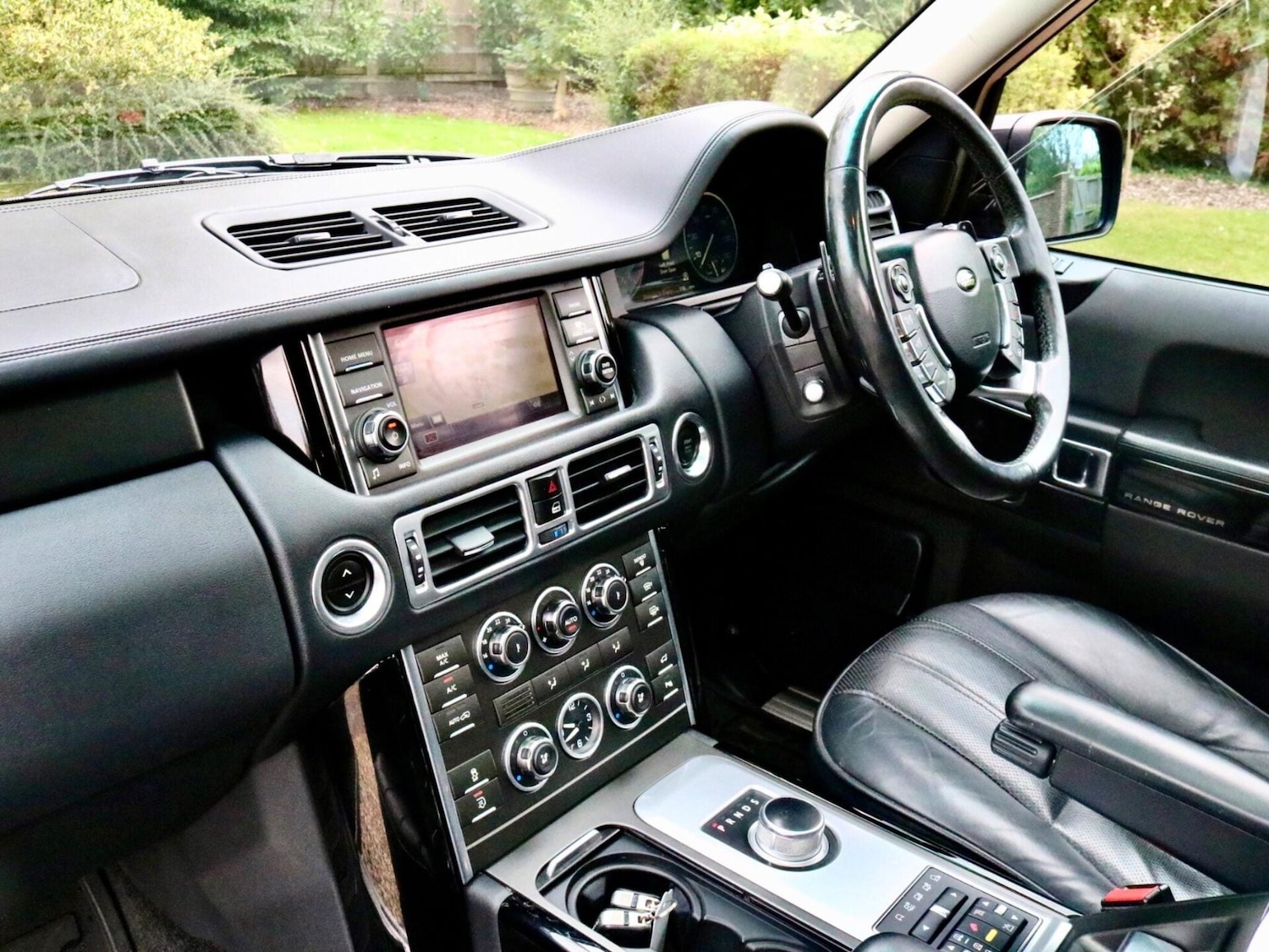 Used Land Rover Range Rover 2012 for sale - 77199340: Photo 2