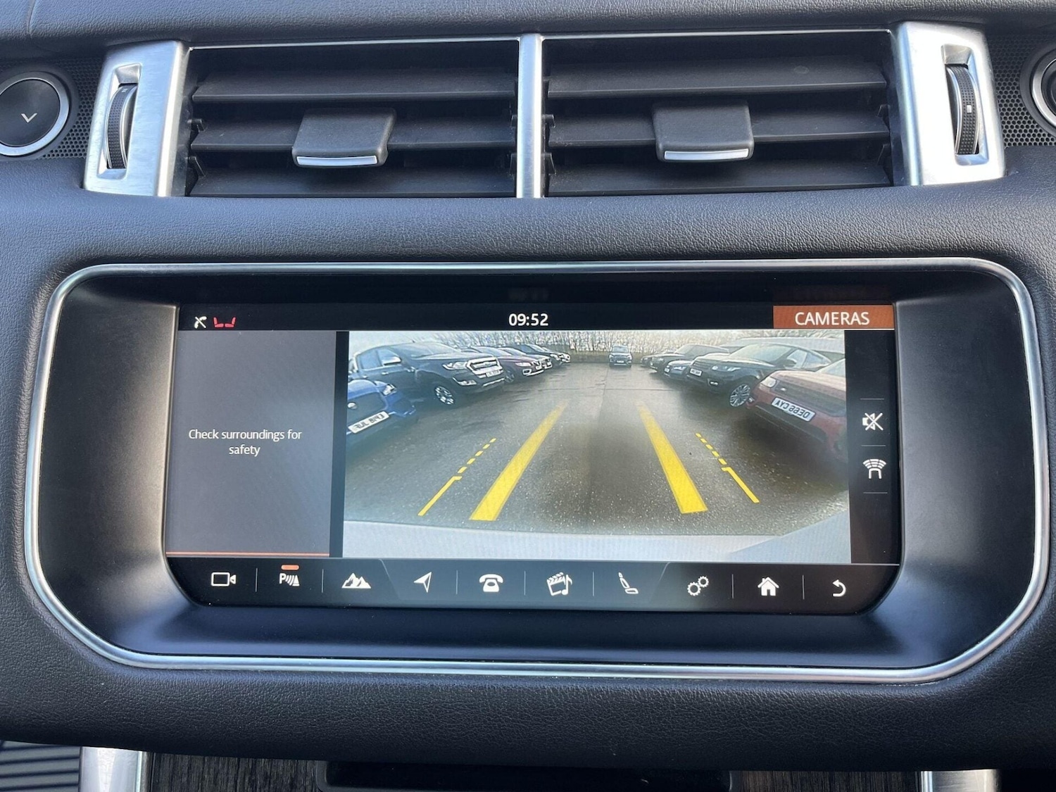 Used Land Rover Range Rover Sport 2017 for sale - 77199336: Photo 9