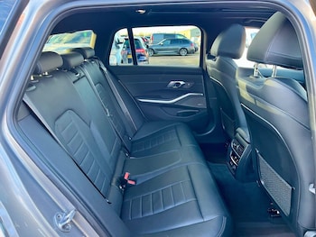 Used BMW 3 Series 2019 for sale - 77435943: Photo