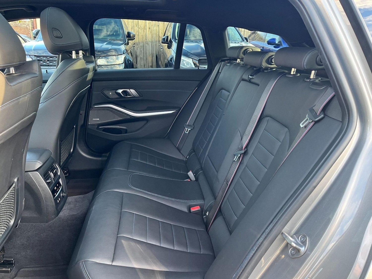 Used BMW 3 Series 2019 for sale - 77435943: Photo 30