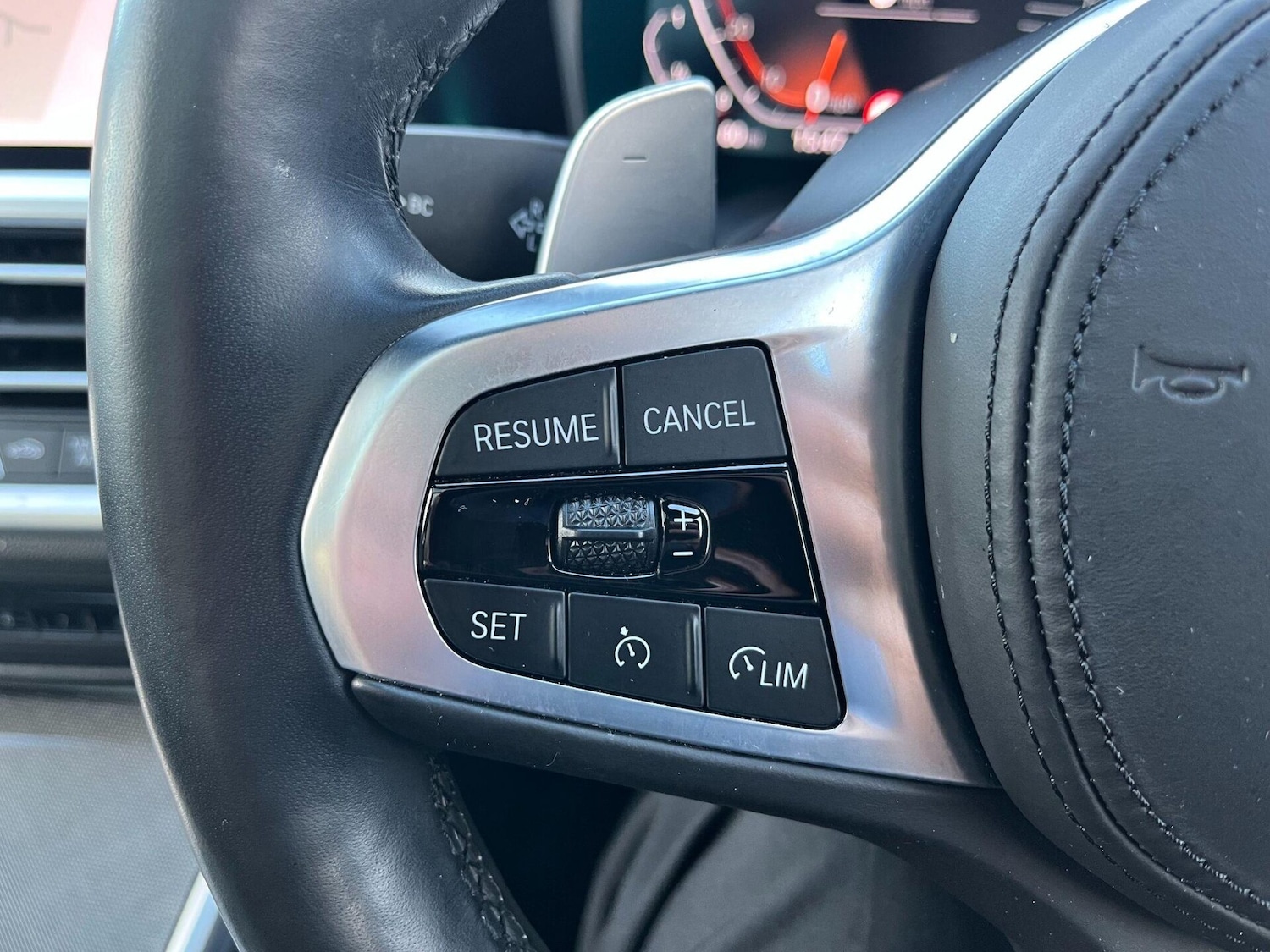 Used BMW 3 Series 2019 for sale - 77435943: Photo 33