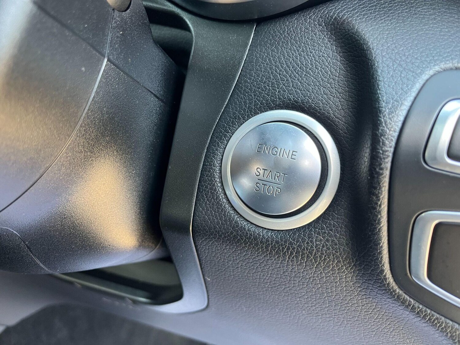 Used Mercedes-Benz GLC 2019 for sale - 78122884: Photo 30