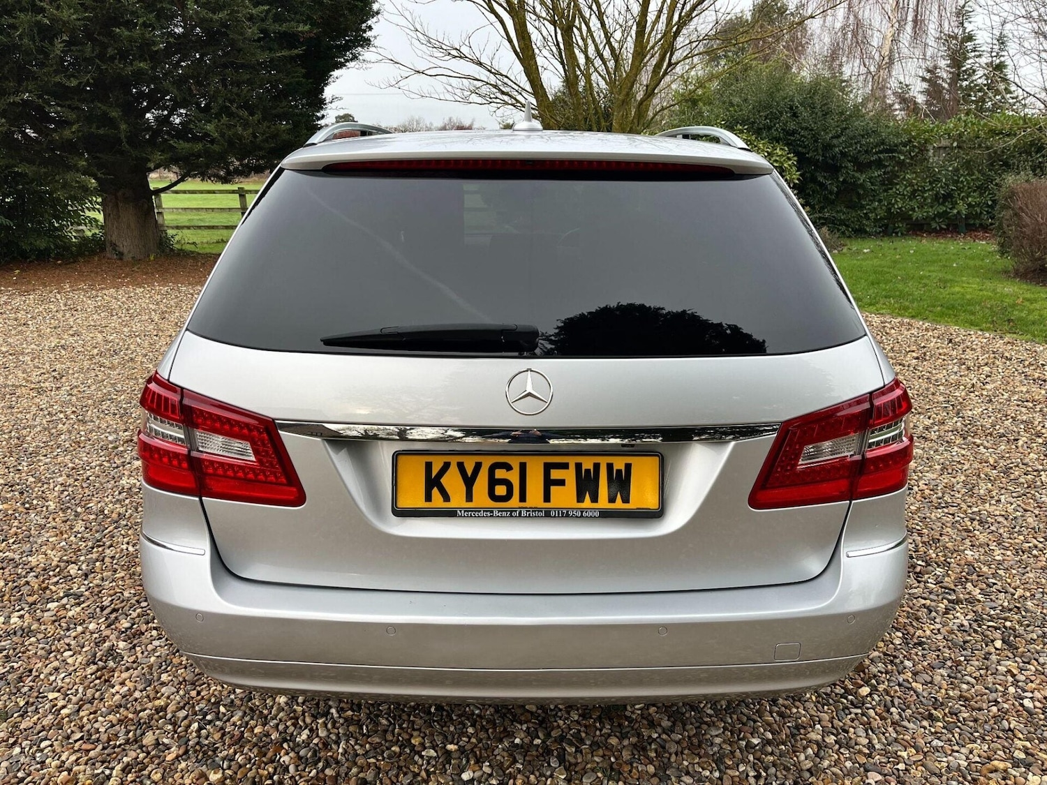 Used Mercedes-Benz E Class 2011 for sale - 77223157: Photo 16